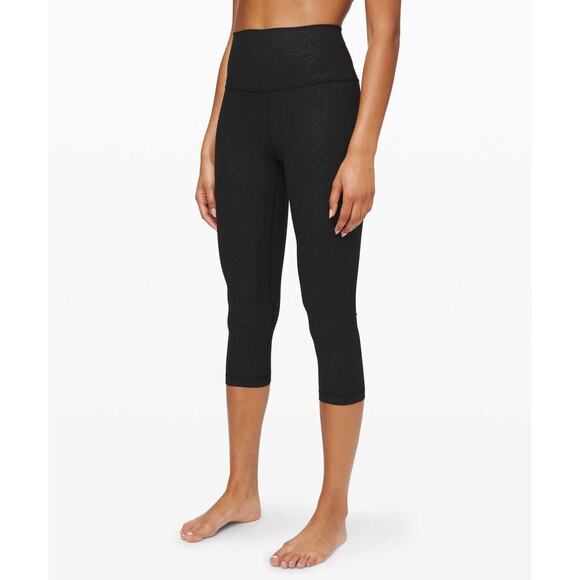 lululemon athletica Pants - Lululemon Align Crop *21” Polar Shift Emboss Black - Size: 4